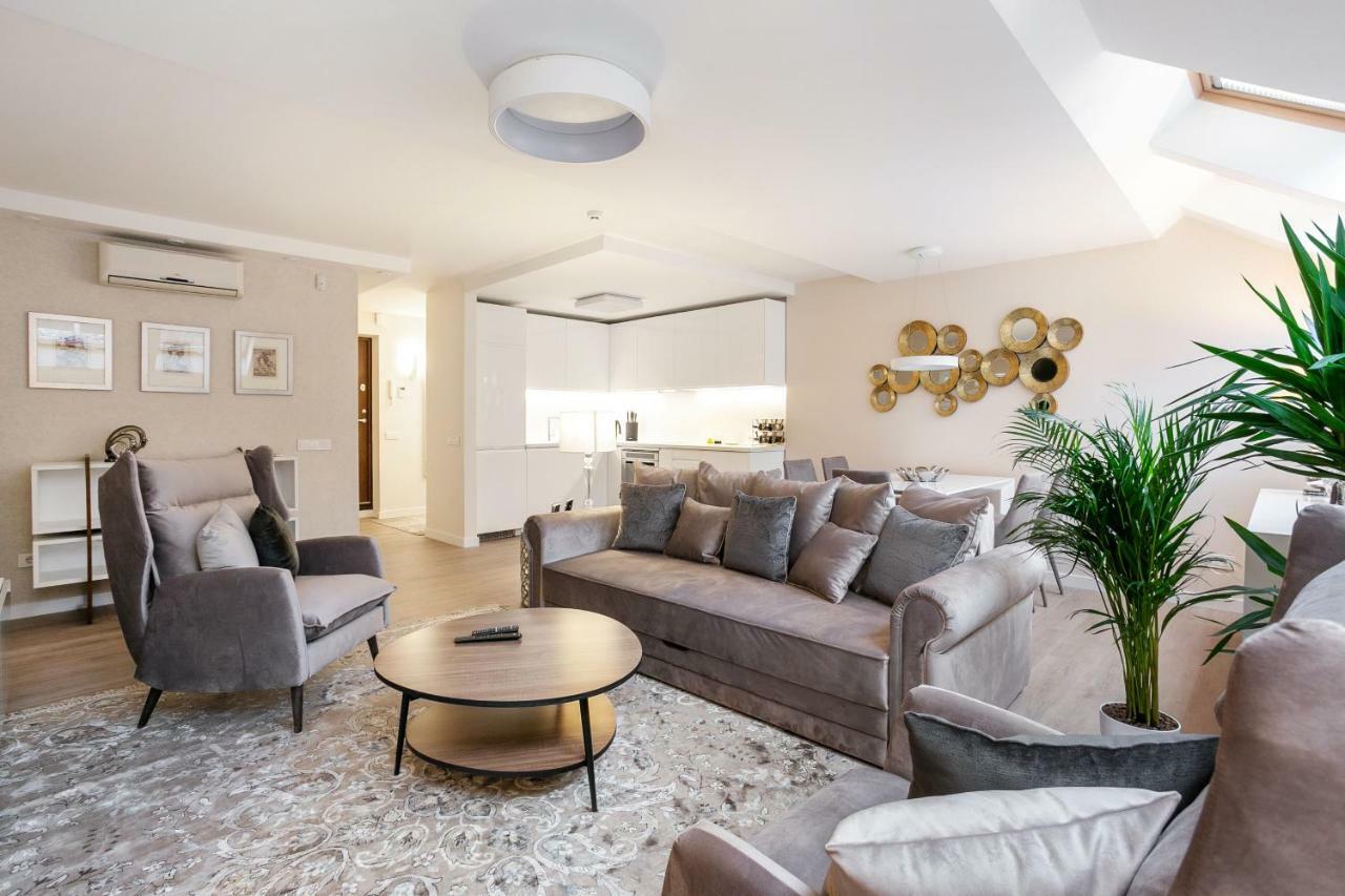 Luxury For Everyone - Hills Park Lux Apartments 1 VNO Kültér fotó